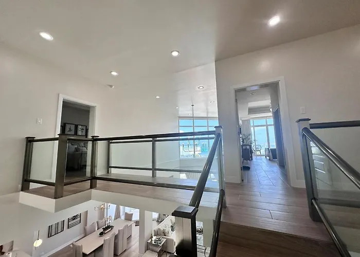 Styles 2d - Multi Level Ocean View Apartamento